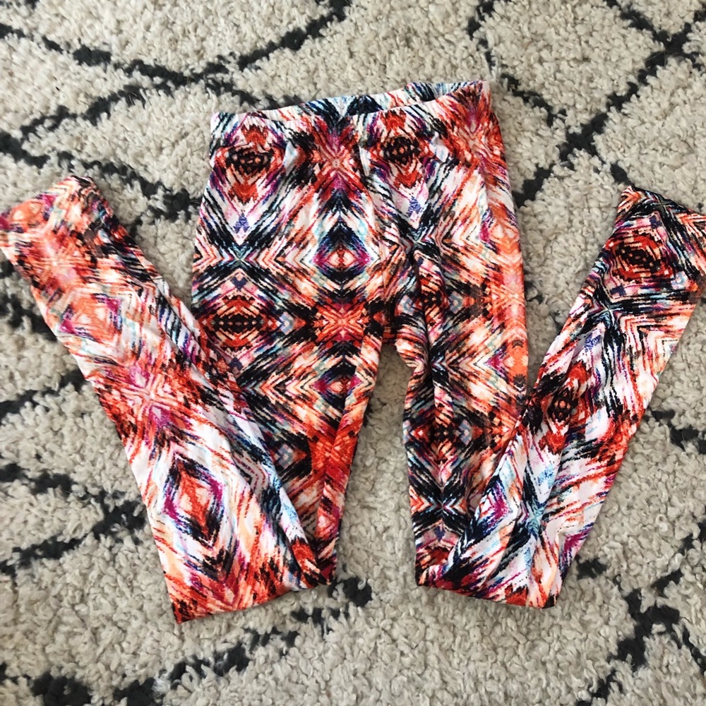 Hot Kiss - soft leggings - size small